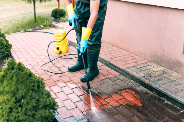 Best Garage Pressure Washing  in Clyde, OH