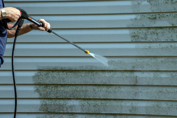 Best Roof Power Washing Services  in Clyde, OH