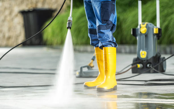 Garage Pressure Washing in Clyde, OH